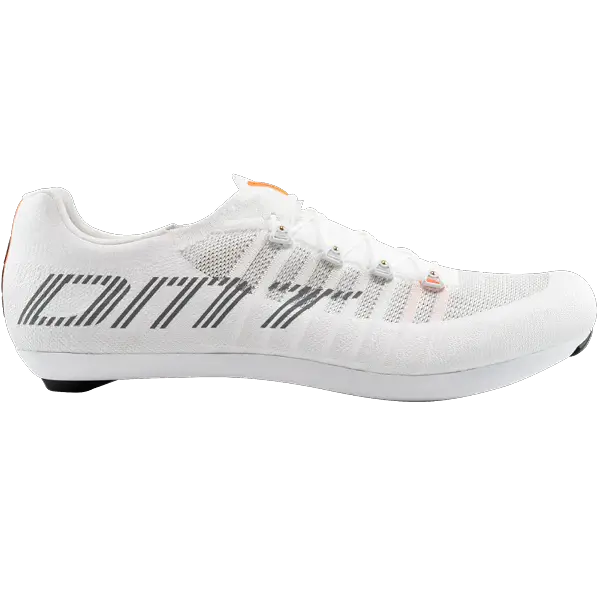 DTM's Pogis shoe / white